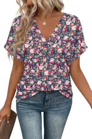 T Shirts Short Sleeve V Neck Tees Women Tops Beach Vacation Fashion Clothes  Casual Summer Spring Outfits